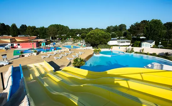 Camping Les Charmettes****